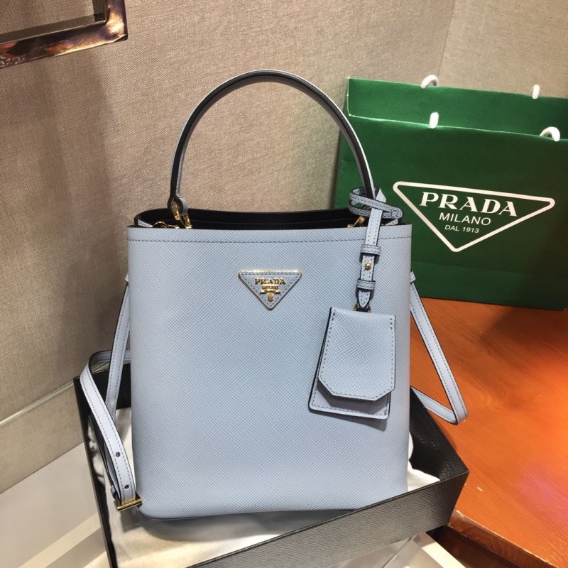 Pra*a tote bags